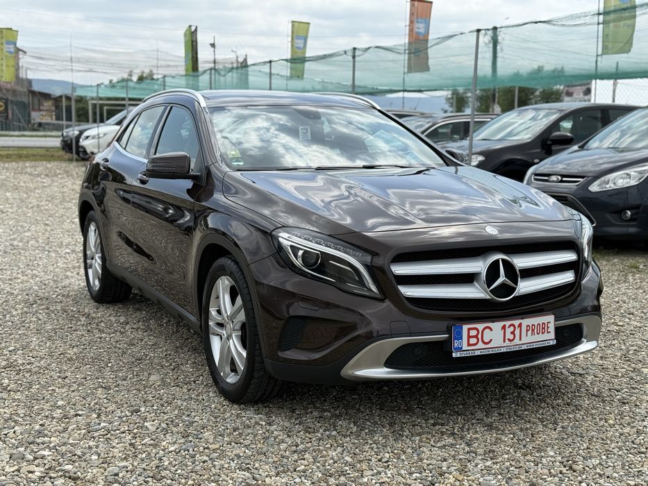 Mercedes GLA 4matic cu Garantie