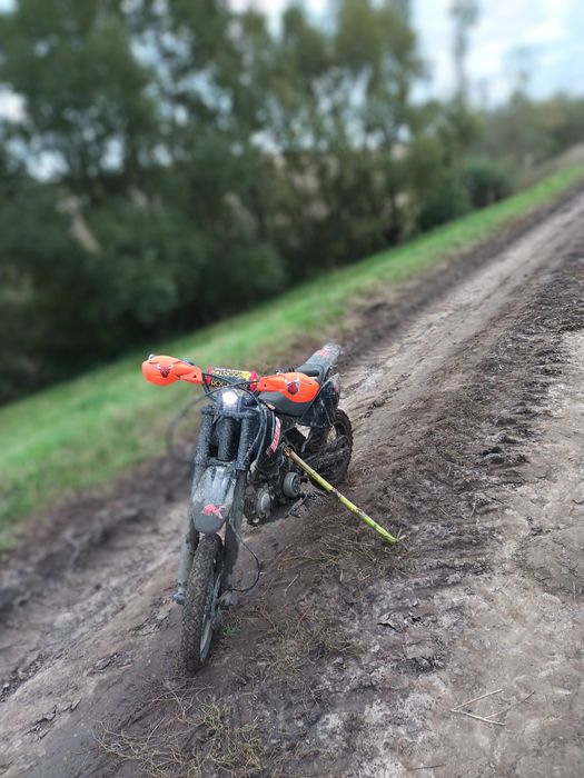 Cross 125cc totul funcționează