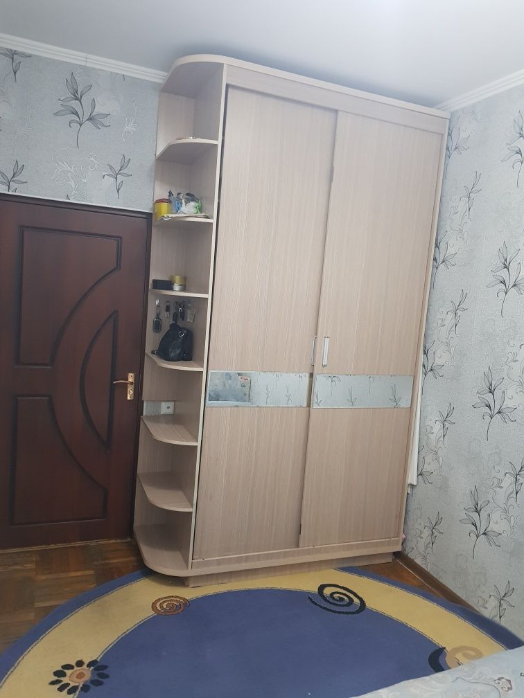 Продаю квартиру на юнусабаде