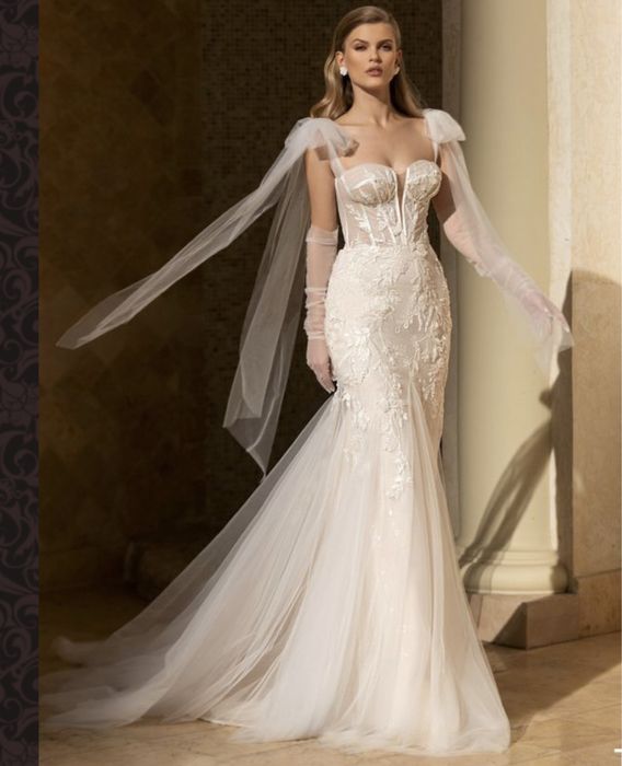 Rochie mireasa sirena corset