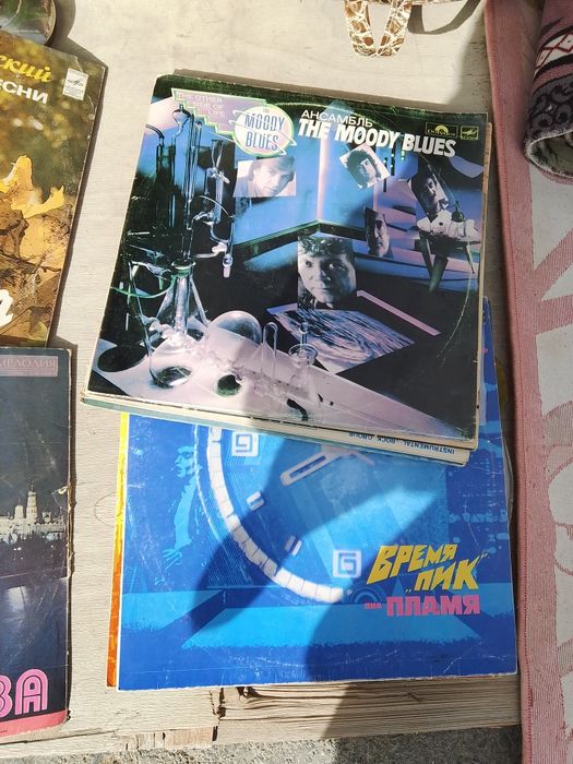 Продам советские пластинки. Большой выбор.