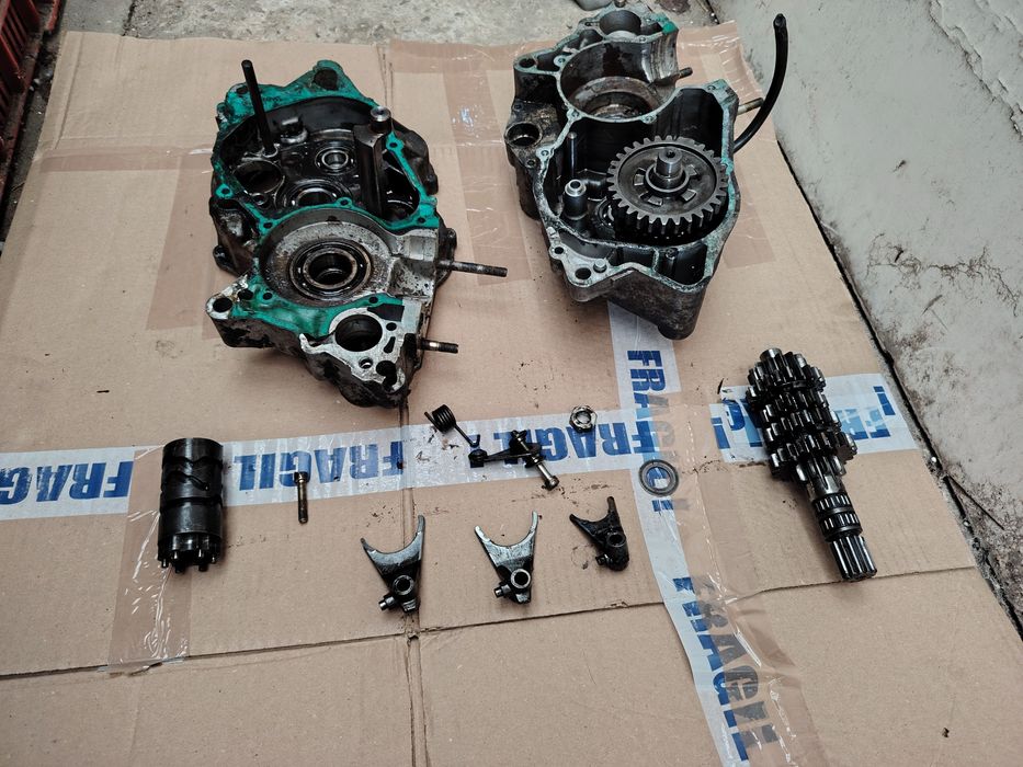 Cutie viteze Aprilia Rs 125, Rotax 122