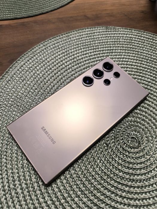 Продавам samsung 24 ultra