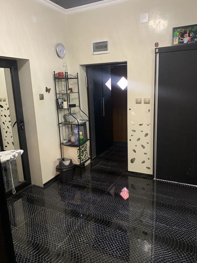 Продава се Къща в Първомай - 230 кв.м за 1218 €/кв.м - Снимка #12