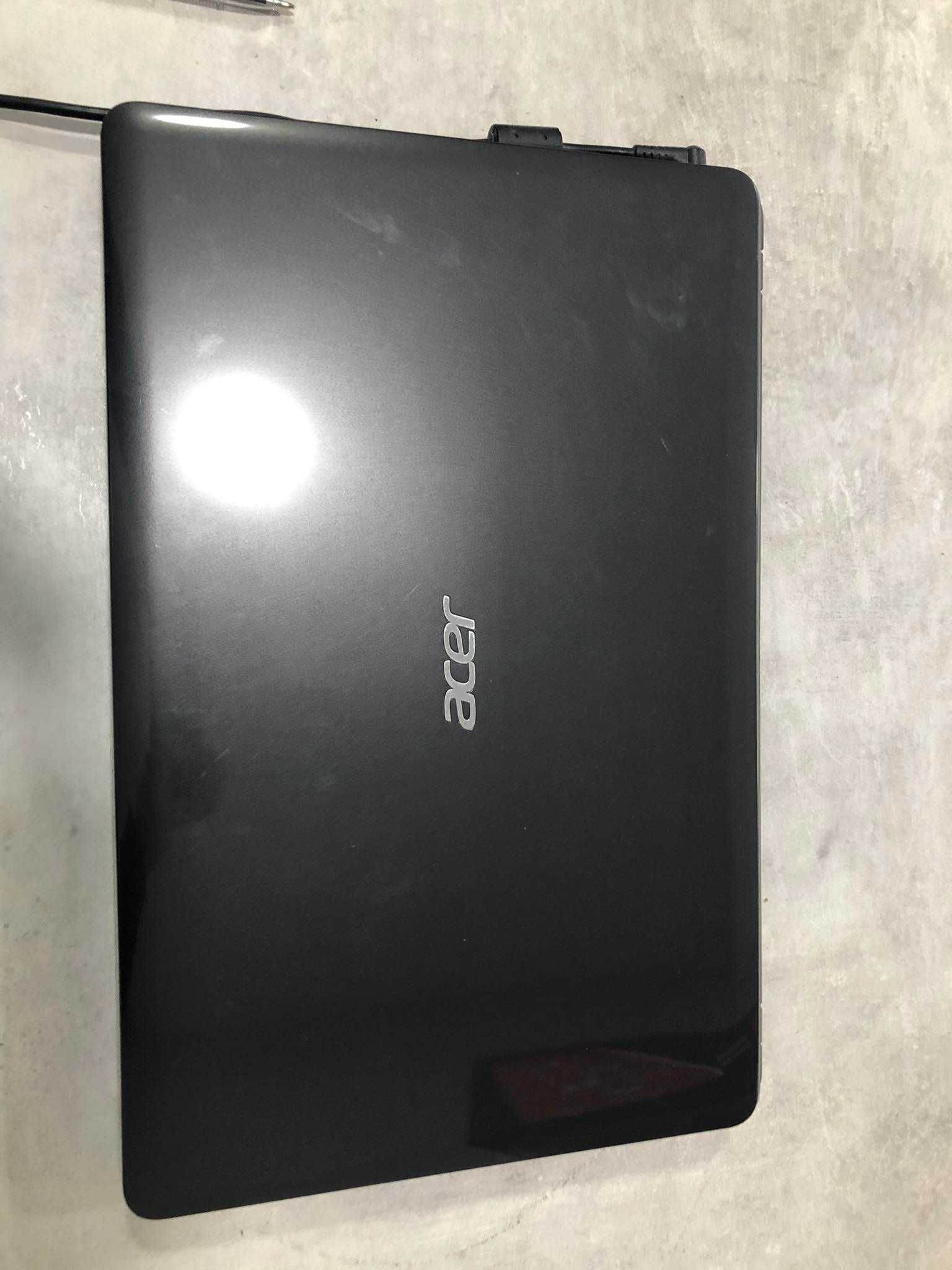 Лаптоп Acer Aspire E1-571G