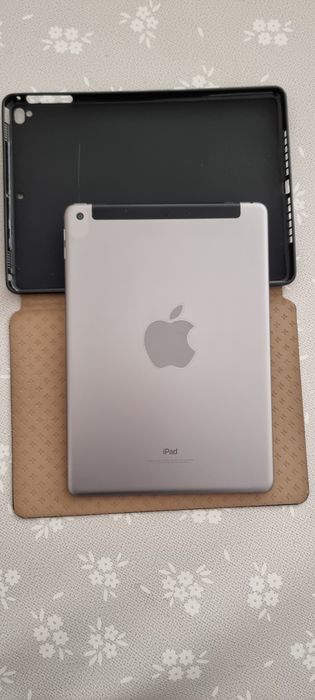 Продам Ipad 5 оригинал