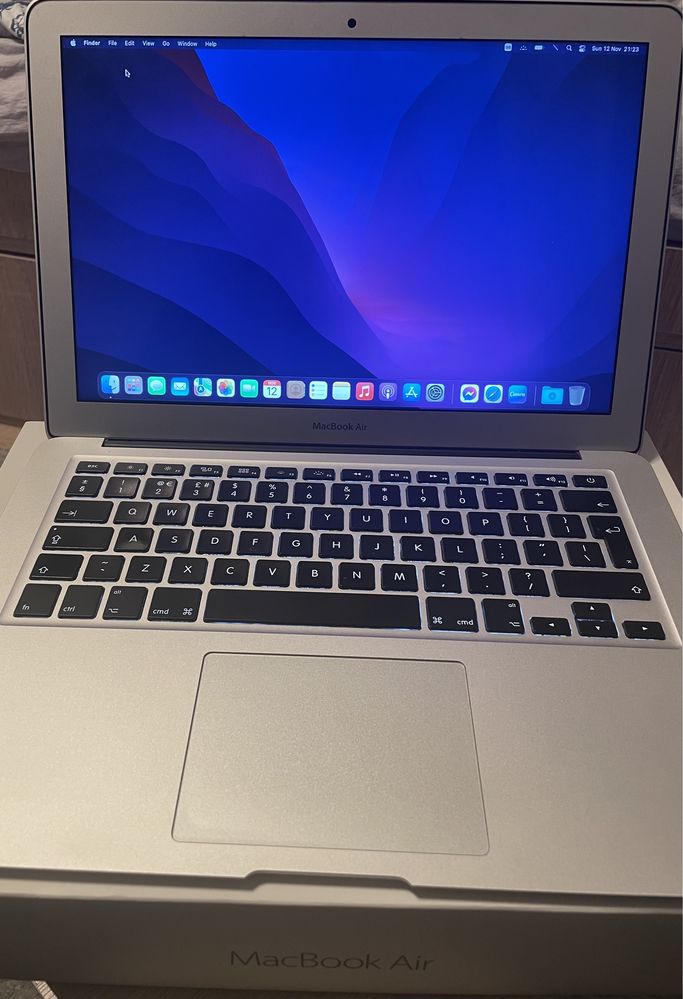 Macbook Air i5 Intel Core