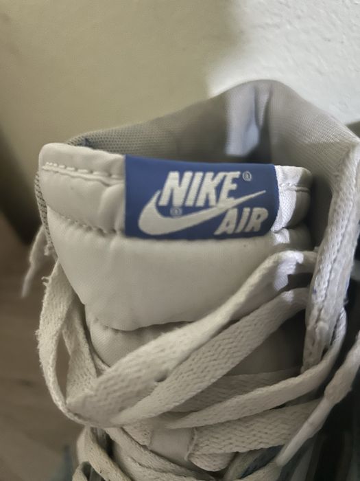 Jordan 1 Hyper Royal