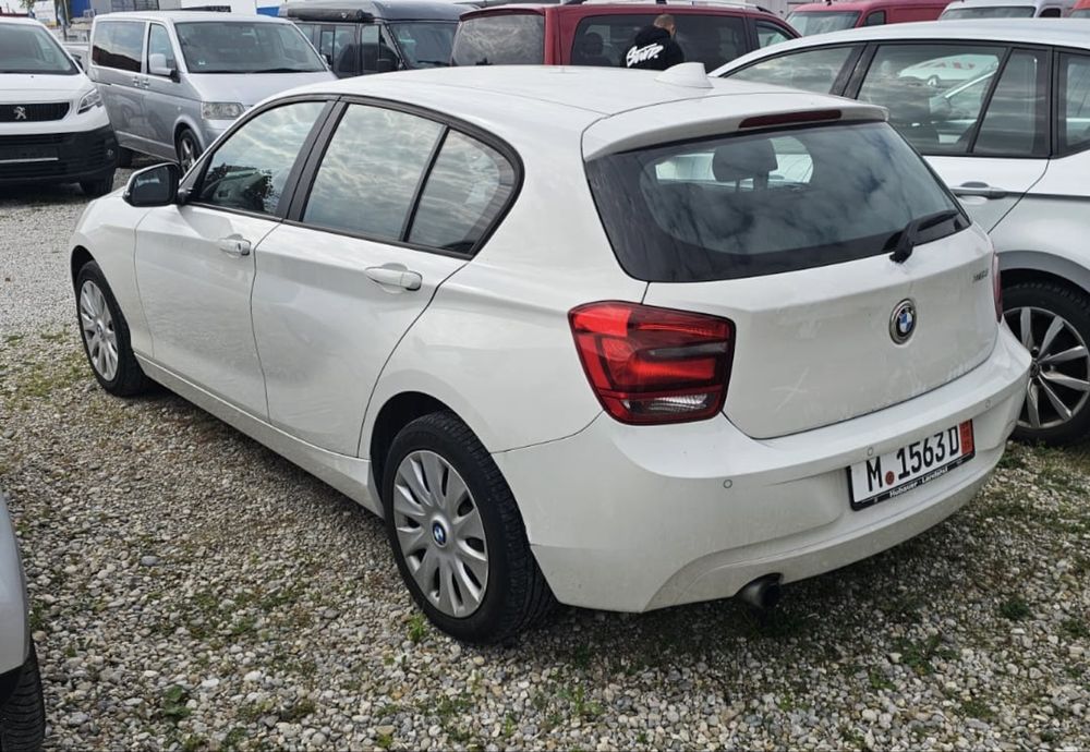 Autoturizm bmw seria 1 2013