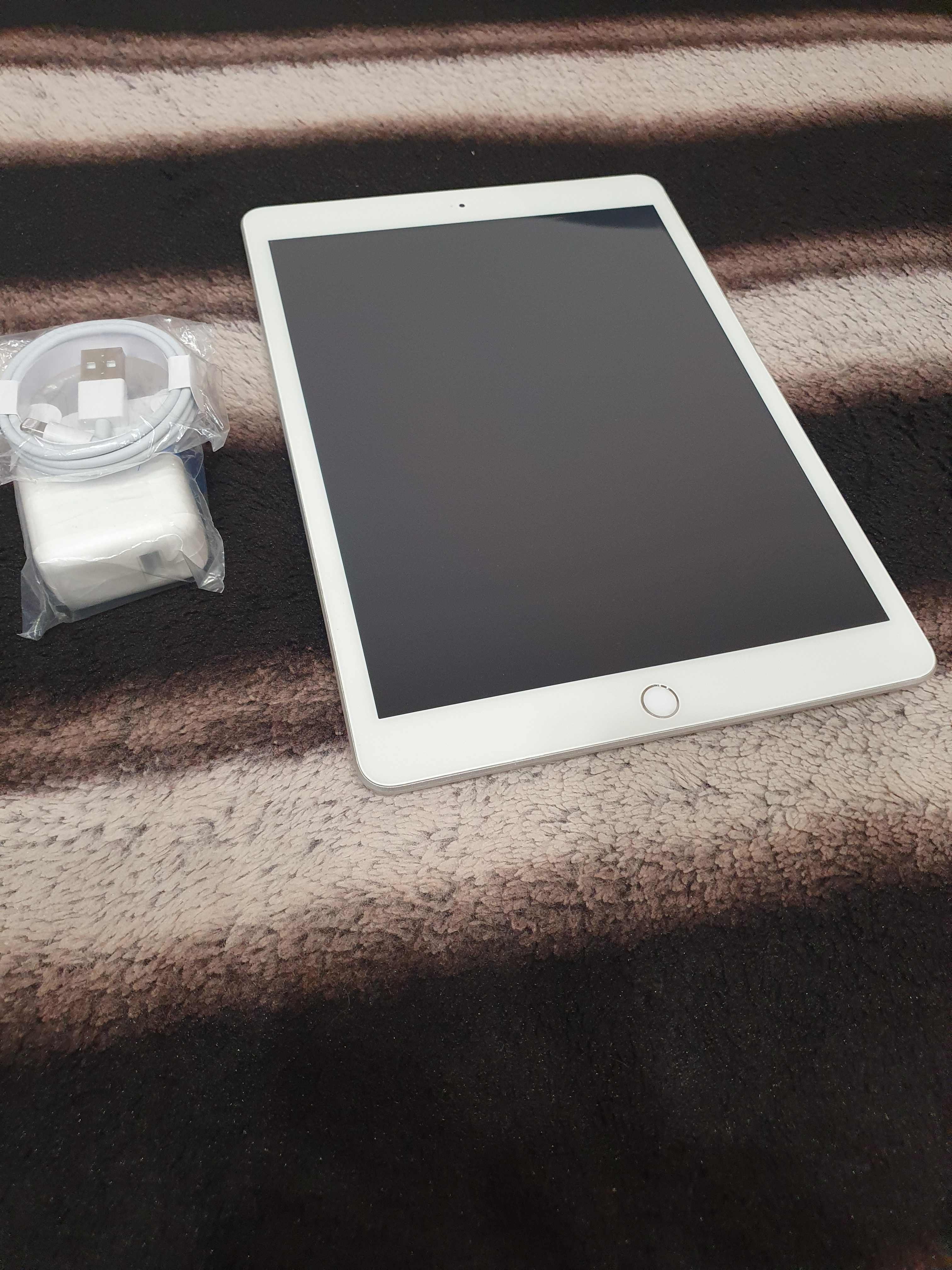 iPad 7th Gen (A2197) WIFI 32GB Silver