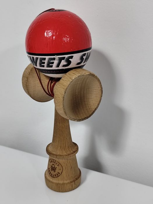 Vând kendama sweets starter