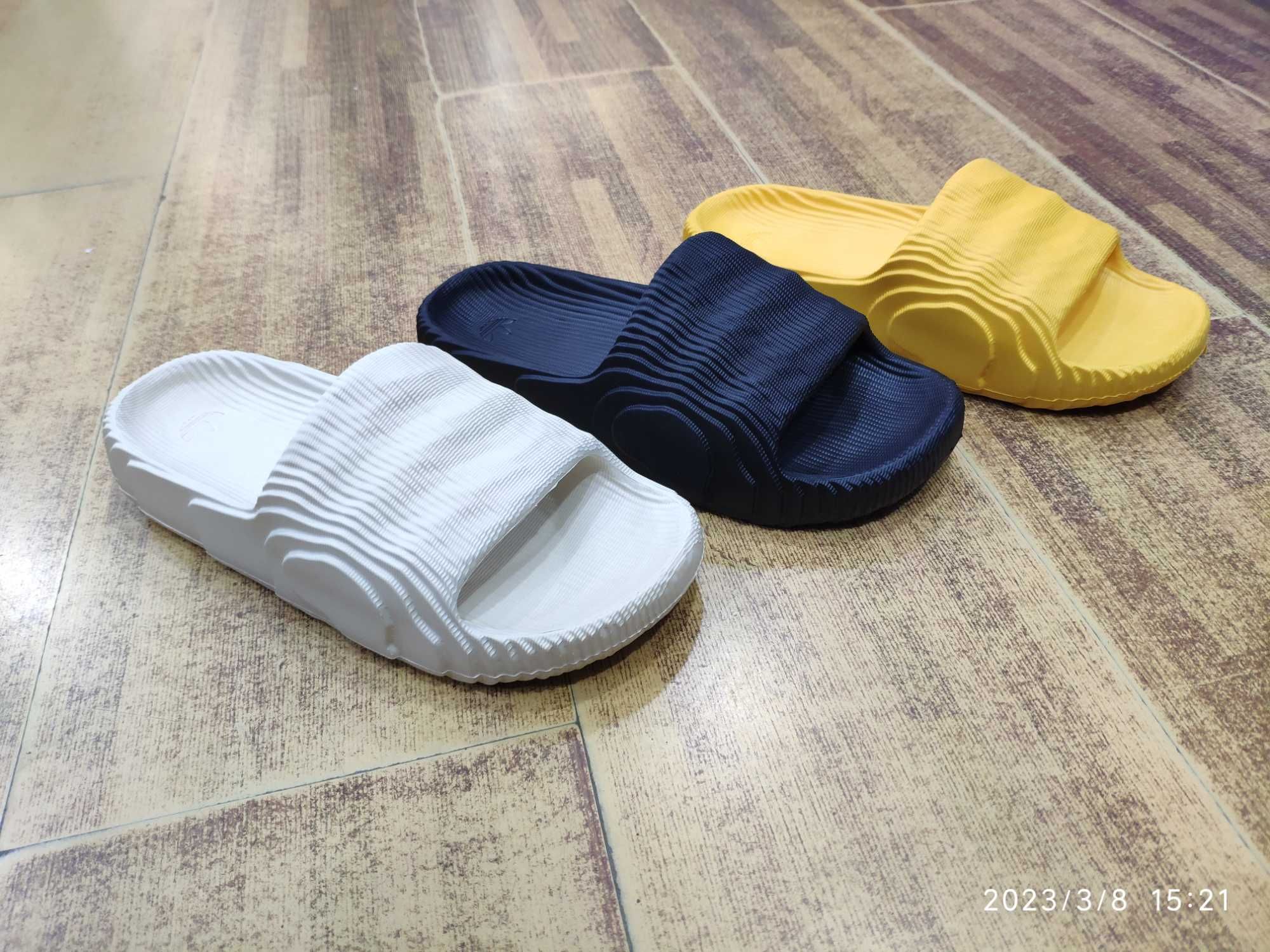 ADIDAS ADILETTE 22 SLIDES - Привезли из ЕВРОПЫ размеры от 40 до 45.