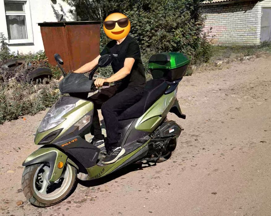Продам Скутер рейсер кубов 150