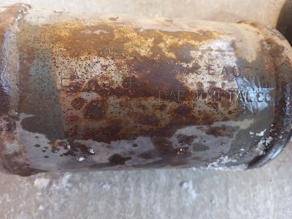 Vand catalizator de la masina benzinara