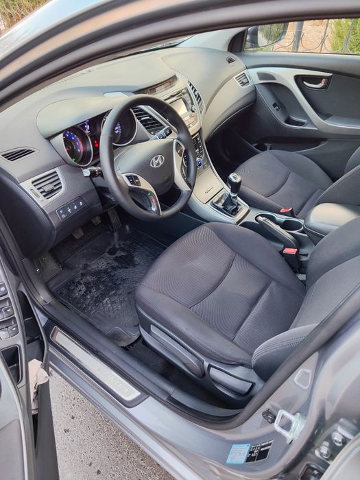 Hyundai elantra 2014 йил  127 000 пробег