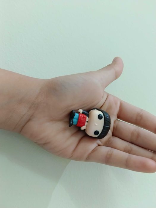 Игрушка из киндера Stranger things