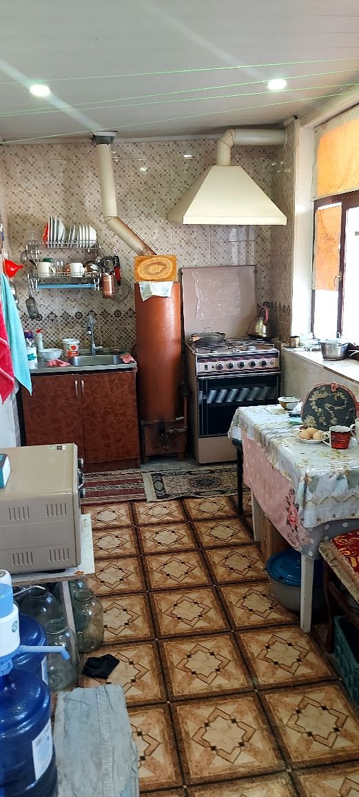 Продам 3ком квартиру в центре.