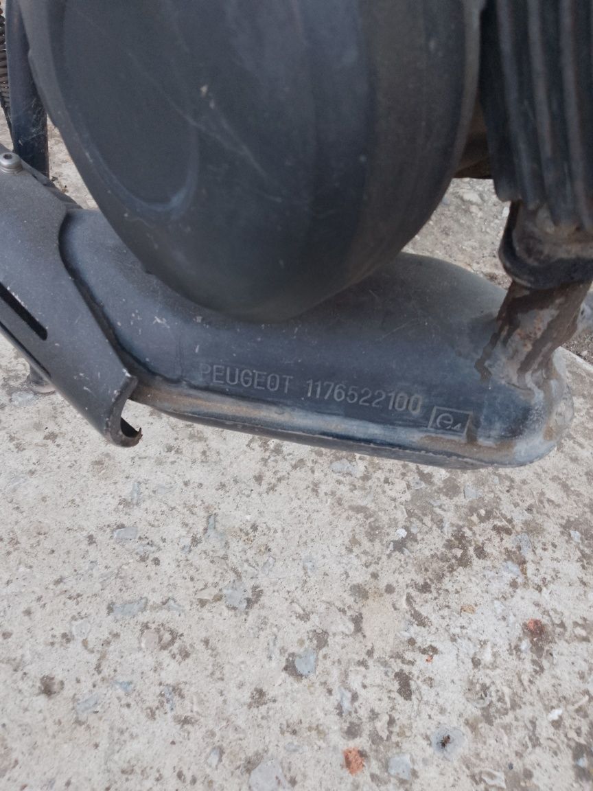 Педалетка Peugeot vogue