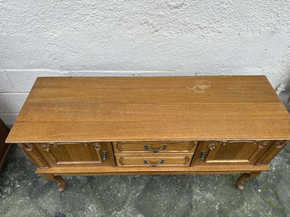 Конзола / ТВ шкаф / нисък бюфет, дъб