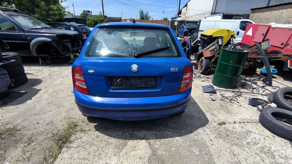 bara capota faruri stopuri haion usi oglinzi skoda fabia 1.2
