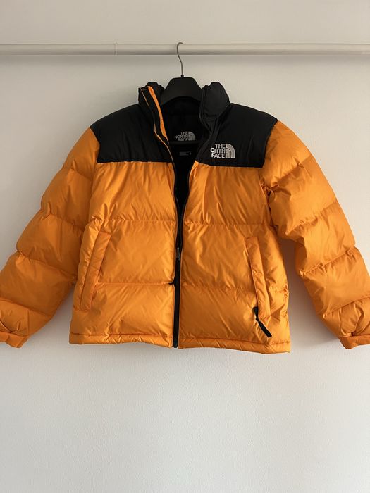Geaca originala The North Face cu pene si puf