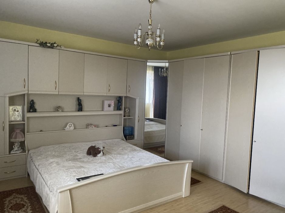 Casa 220 mp utili, 6 camere