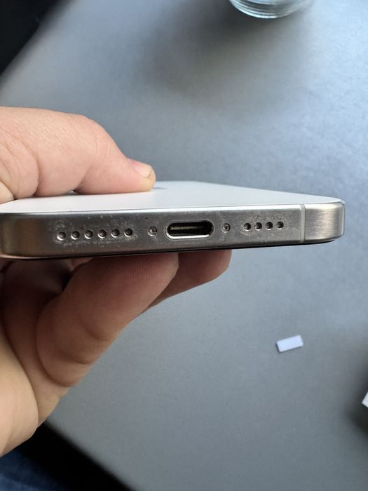 Phone 15 Pro Max , Natural Titanium 256 gb , baterie 90%