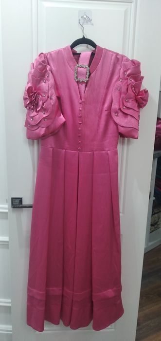 Вечернее платье в отличном состоянии