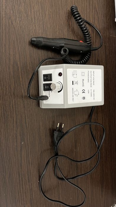 Аппарат для снятия маникюра и педикюра