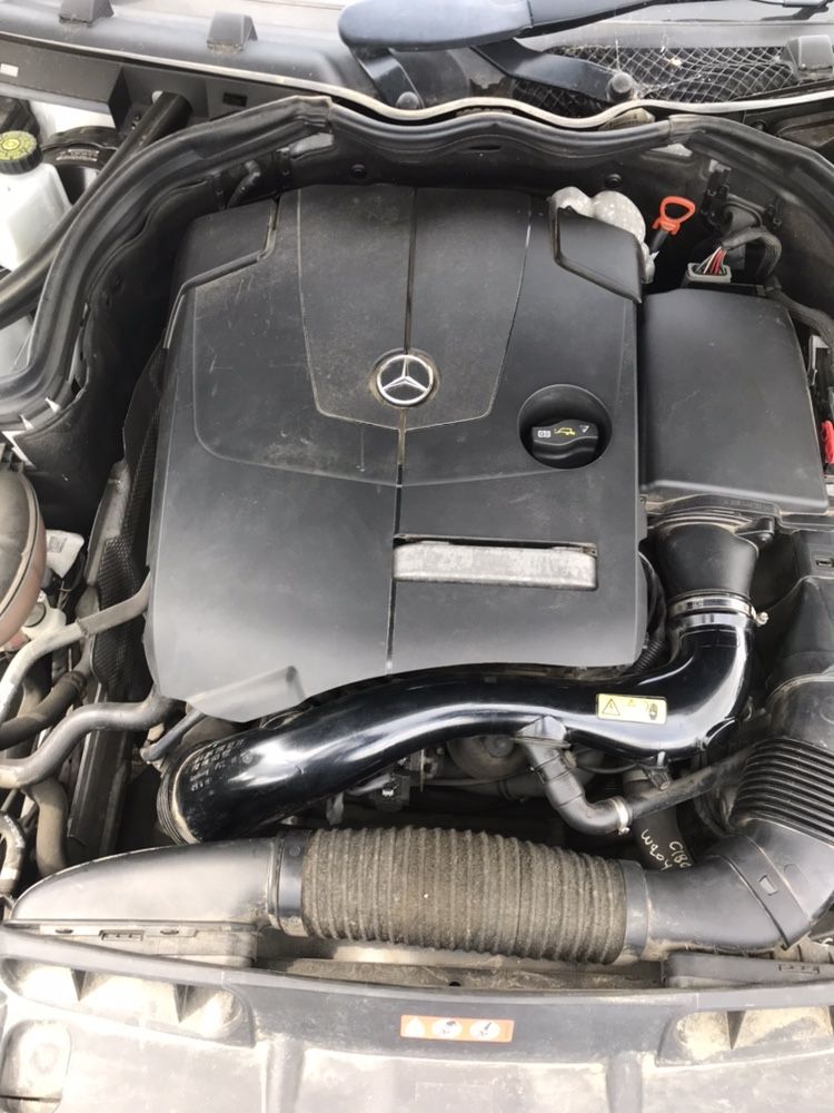 Calculator motor  Mercedes C 180 benzină 1.6 turbo  W 204 2012