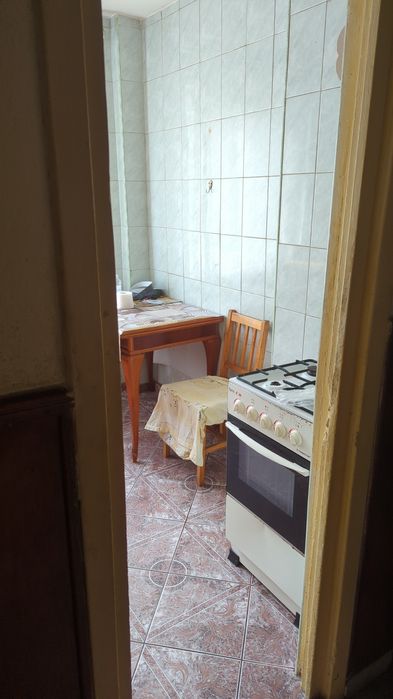 Ploiesti Andrei Muresanu Strada Intrarea Tarnava 3 camere 38000 euro