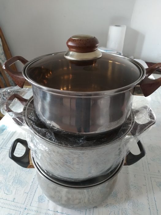 Продам набор кастрюль не дорого