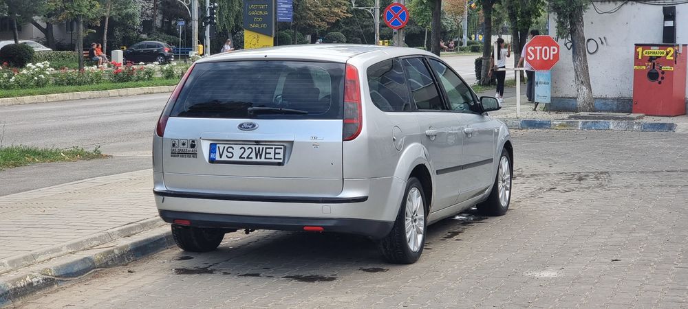 Ford Focus, 2007, motor 1.6 100cp, camera marșarier, pilot automat