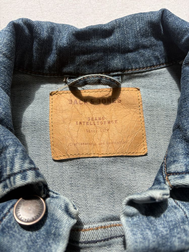 Мъжко яке от Деним Jack & Jones