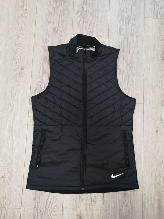 Vesta Nike Aerolayer