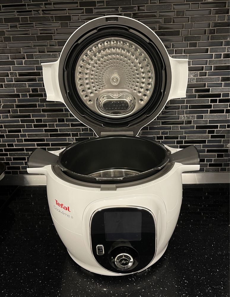 Multicooker inteligent cu gatire sub presiune Tefal