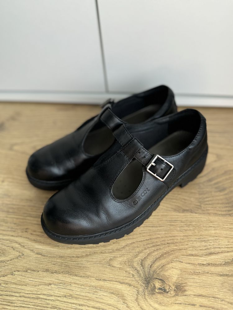 Pantofi Geox de fată