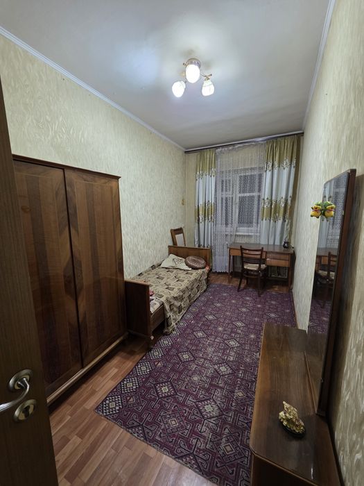 Центре 3х комнатная квартира 3 этаж Гани Иляева