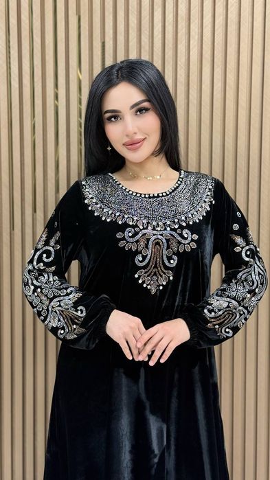 Toy liboslari ayyollar uchun