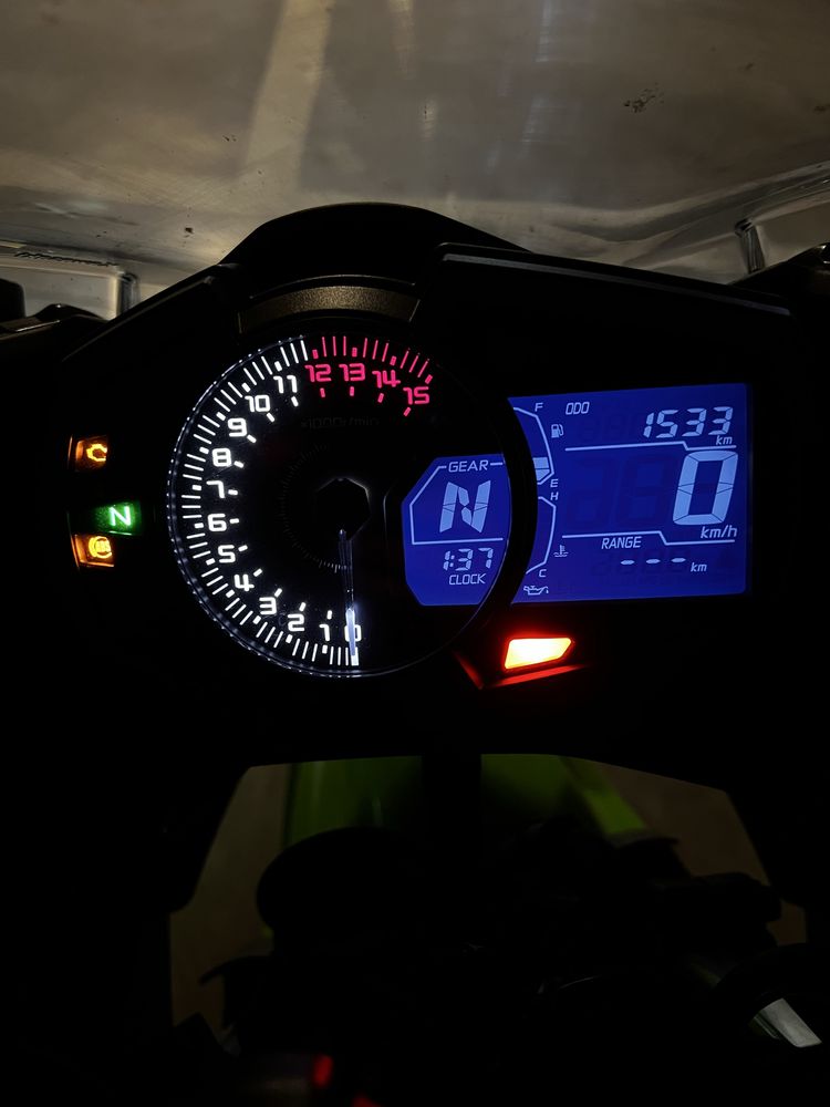 2023 Kawasaki Ninja 400 KRT Edition cu Akrapovič (A2)