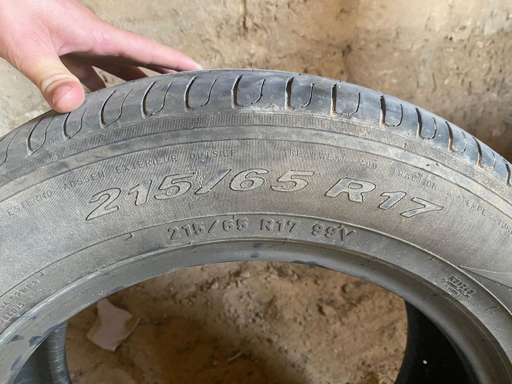 Шины сатылады 215/65/17