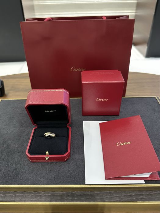 NEW Кольцо Cartier Trinity Classic Model B423420