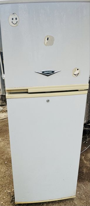 Яхши холатдаги холодилник тезда сотилади