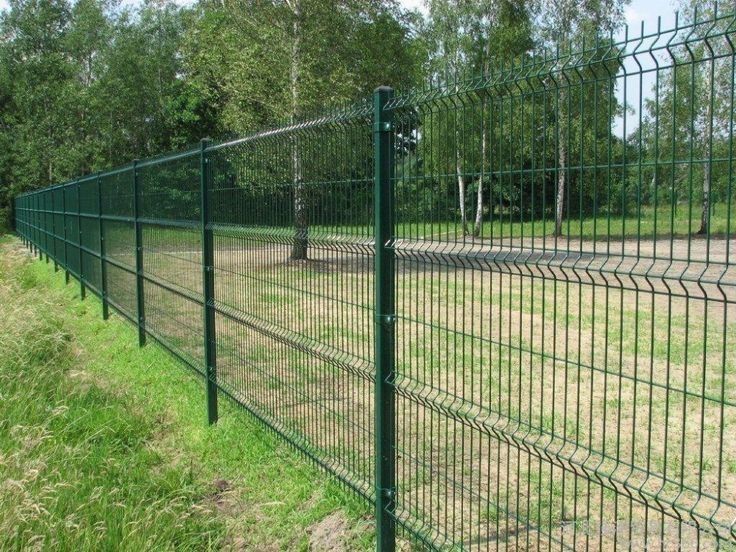 Realizăm garduri din plasă bordurata