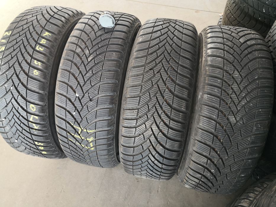 215 60 16 цола гуми като simperit dot 22