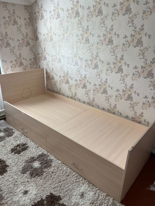 Диван 2шт новый без матраса