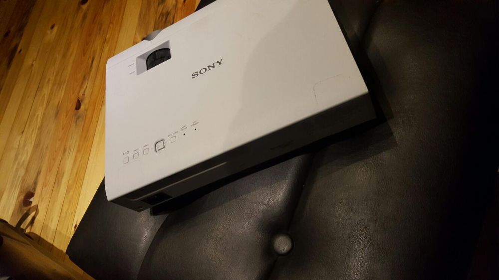 Sony VPL-DX120