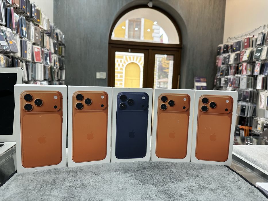 17 pro max 256 gb cosmic orange deep bluenoi sigilate!!