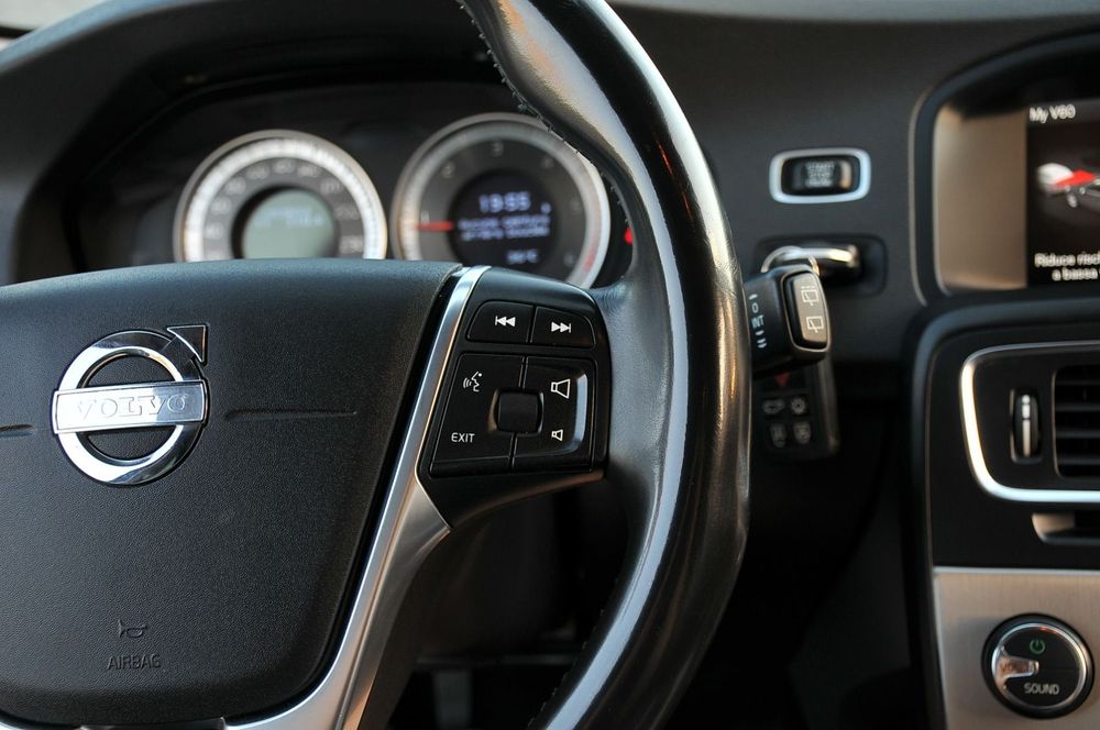 Vând Volvo V60 2013 stare foarte buna