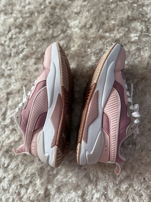 Sneaker Puma roz cu alb